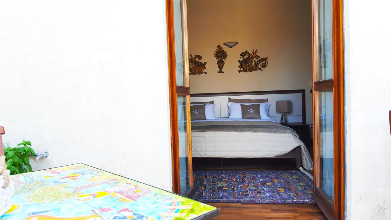 Attico Barocco Bed and Breakfast Lecce Eksteriør billede