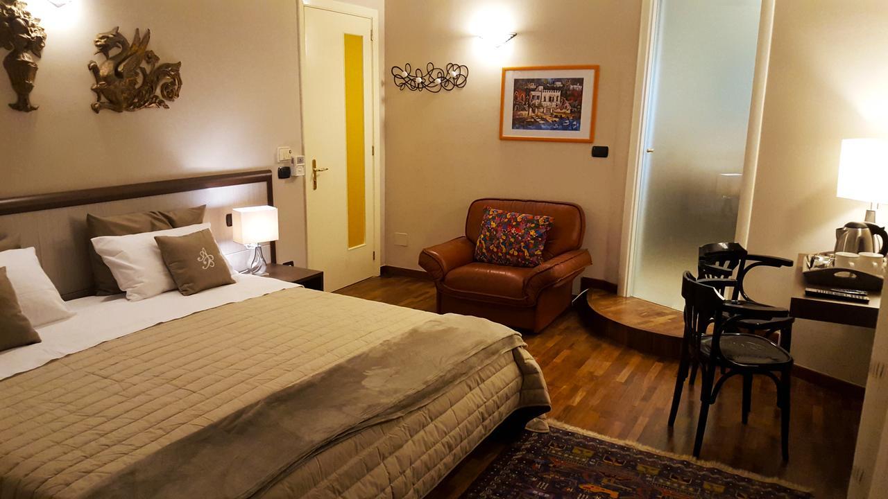 Attico Barocco Bed and Breakfast Lecce Eksteriør billede