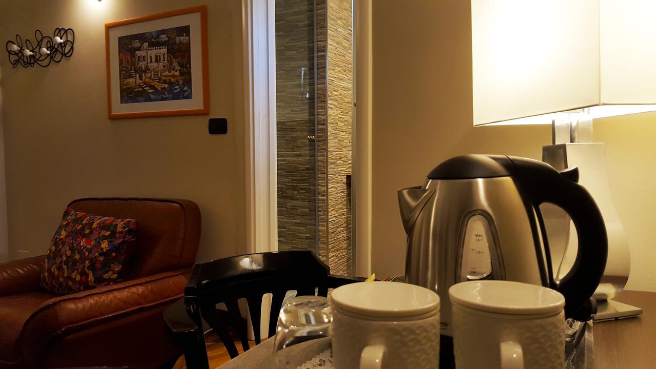 Attico Barocco Bed and Breakfast Lecce Eksteriør billede