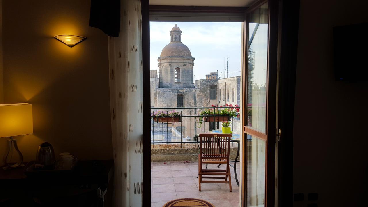 Attico Barocco Bed and Breakfast Lecce Eksteriør billede